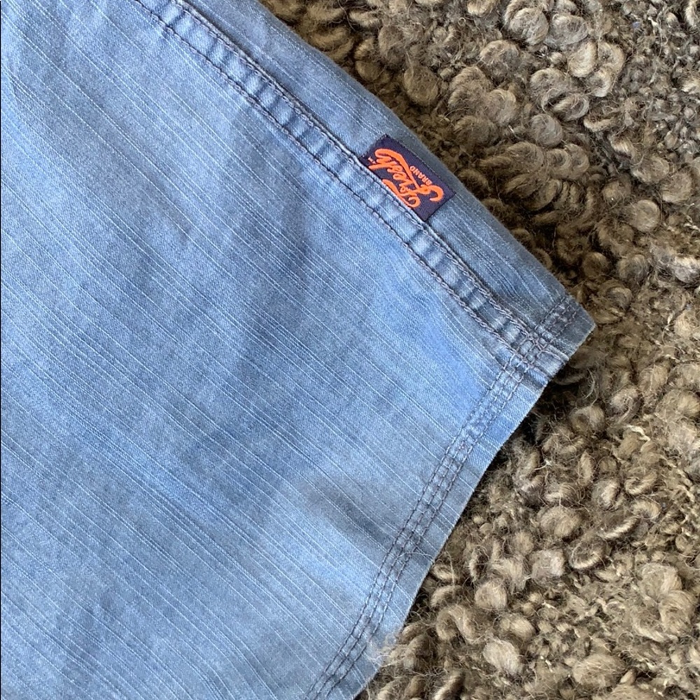 Short sleeve button down (Only) - Picture 5 of 6